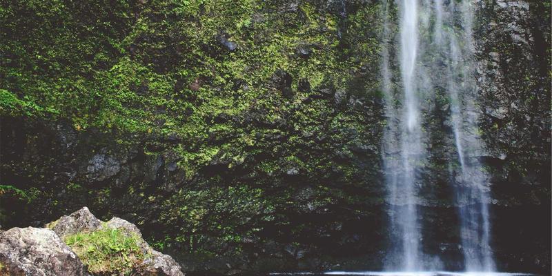 多云与混合云网络互联实战：FLZSW视角下的流量管理与资源分享策略