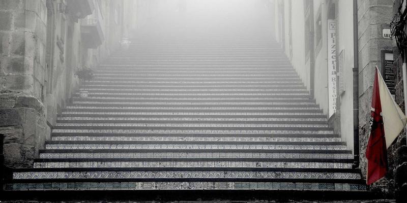 编程开发者的复古科技情结：当技术博客遇见被遗忘的代码遗产